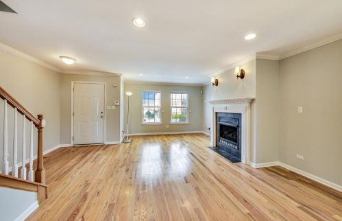 7329 Vernon Ave, Chicago, IL 60619-1718