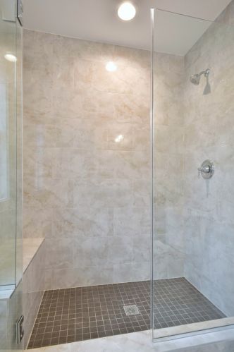 698 Berkley Ave, Elmhurst IL  60126-4244 exterior