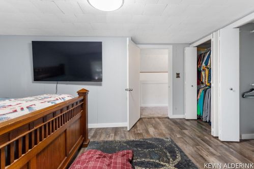 5482 Ravine Rd, Kalamazoo MI 49009-9002 exterior