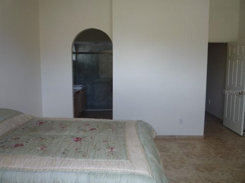 4039 Golfside Dr, Orlando FL 32808-3005 exterior