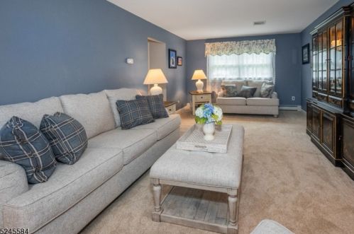 86 Woodbine Ave, Mount Olive NJ 07828-3152 exterior