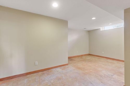 1735 Perkins Ln, Maple Plain MN 55359 exterior