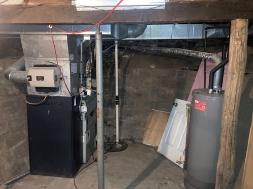 206 Michigan Ave, Dowagiac MI 49047-1908 exterior