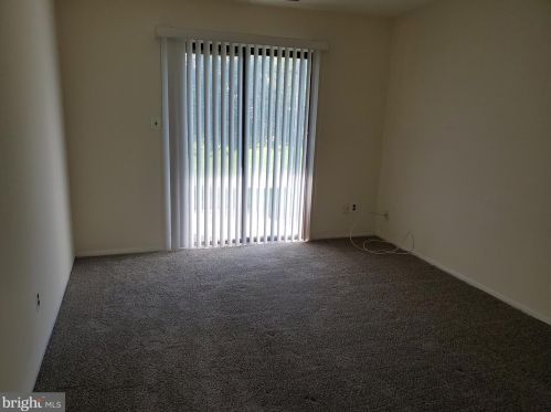 1006 Gum Pl, Huntingdon Valley PA 19006-1716 exterior