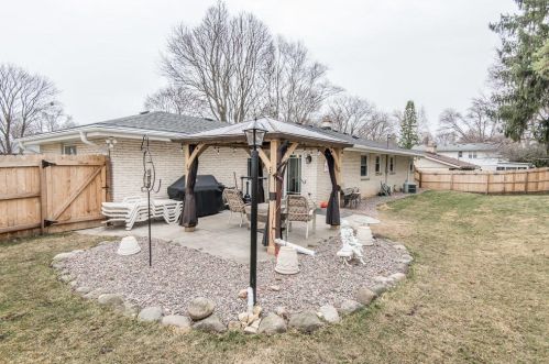 3333 Knl Blvd, Milwaukee WI 53222-3362 exterior