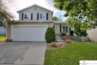 2913 152nd Ave, Omaha, NE 68116-8136