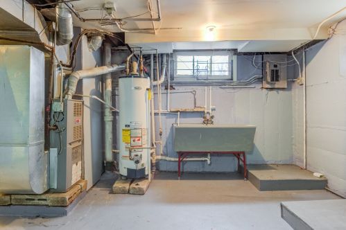 8748 Dorchester Ave, Chicago IL 60619-7010 exterior