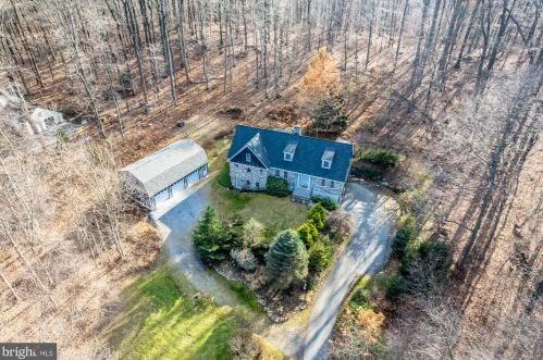 964 Mt Pleasant Rd, Pottstown PA 19465-8808 exterior