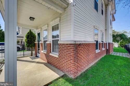 1930 Franklin St, Philadelphia PA 19122-1308 exterior