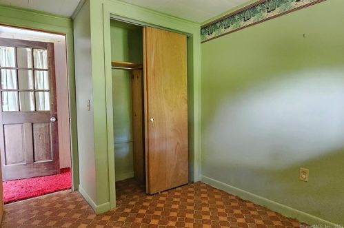 3 Arnold Ln, Killingly CT 06241-1515 exterior