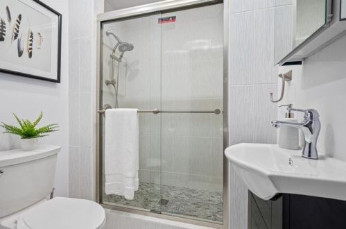 4217 Dunkeld Way, Pittsburgh PA 15201-1727 exterior