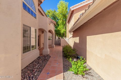 3225 Ashurst Dr, Phoenix AZ 85048-0147 exterior