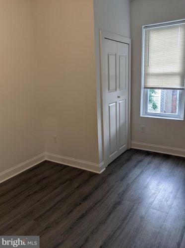 5718 Girard Ave, Philadelphia PA 19131-4812 exterior