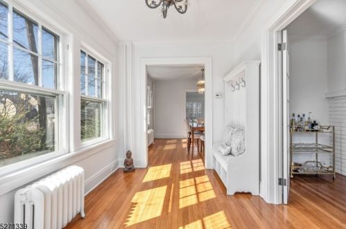 645 Raymond St, Westfield, NJ 07090-2451