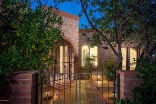 7755 Knollwood Ter, Tucson, AZ 85750-2334