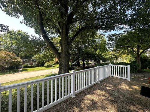 114 Oak Hill Rd, Pittsburgh PA  15238-3016 exterior