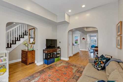 3430 Shakespeare Ave, Chicago IL 60647-3917 exterior