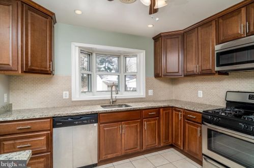 506 Elizabeth Rd, Glen Burnie MD 21061-4638 exterior