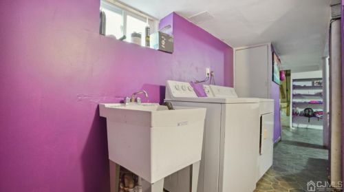 47 Fayette St, Edison NJ  08817-4317 exterior