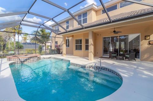 891 21 St, Naples FL 34117-4301 exterior