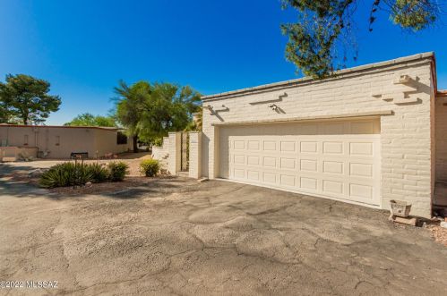 2494 Camino Valle Verde, Tucson AZ  85715-3405 exterior