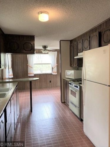 2601 65th Ave, Princeton MN  55371-6046 exterior