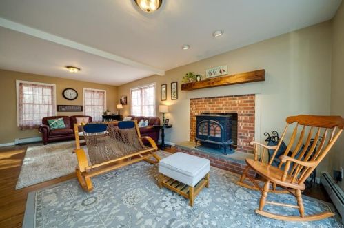 232 Burnham Rd, Exeter CT 06249-1404 exterior