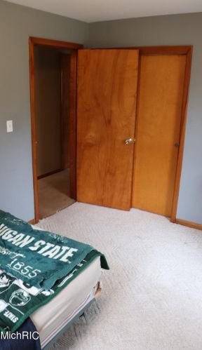 3821 Ellen St, Meskegon MI 49444-4067 exterior