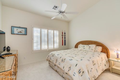 1534 Bank Swallow Rd, Green Valley AZ 85614-6025 exterior