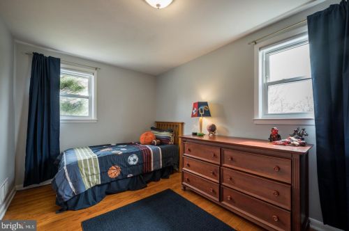 816 Maple Rd, Media PA 19086-7167 exterior