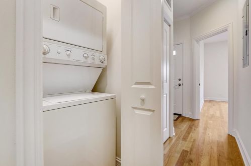 6545 Sacramento Ave, Chicago IL  60645-4372 exterior