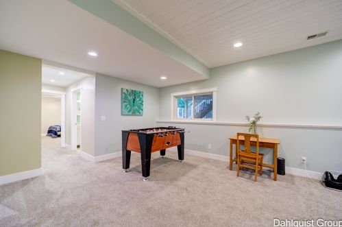 1626 Orshal Rd, Meskegon MI 49445-8804 exterior