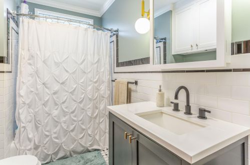 753 Innes St, Grand Rapids MI 49503-3518 exterior