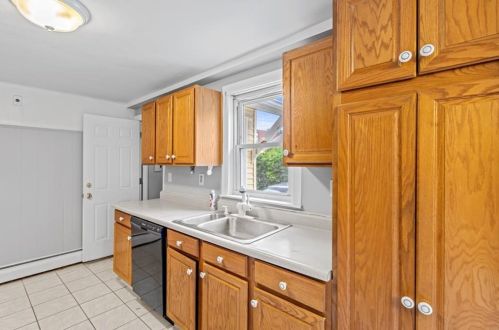 453 Woonasquatucket Ave, Providence RI 02911-3134 exterior