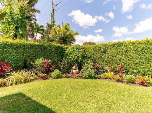 2309 Kings Lk Blvd, Naples FL 34112-5306 exterior