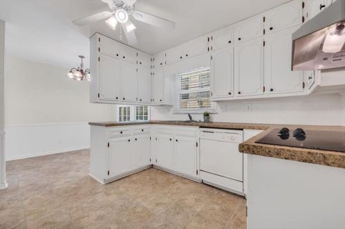 5640 Ml Trce Dr, Atlanta GA 30338-2751 exterior