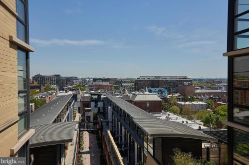 2125 14th St, Washington DC  20009-4464 exterior