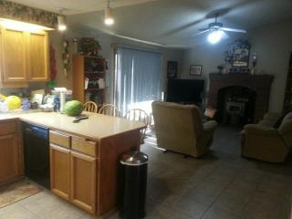 347 Hawthorne Ct, Salem, OR 97301-4679