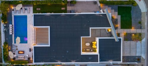 6846 13th Pl, Phoenix AZ  85014-1120 exterior