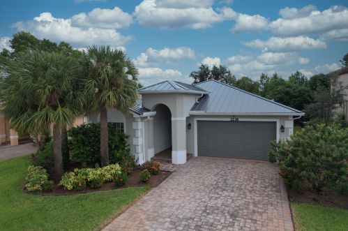 2238 Newport Isles Blvd, Fort Pierce FL  34953-4577 exterior