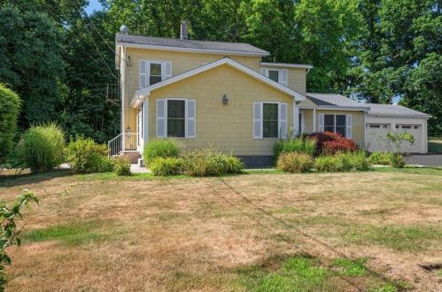 195 Congress St, Woonsocket RI  02895-4859 exterior