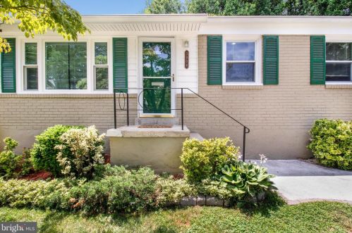 3904 Lantern Dr, Silver Spring, MD 20902-2321