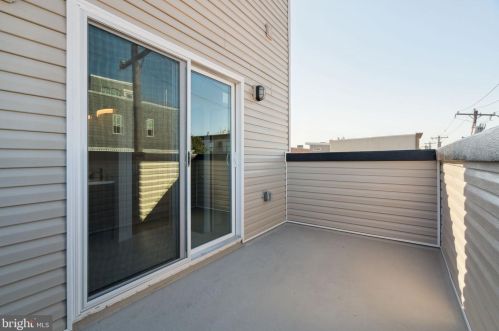 1807 11th St, Philadelphia PA  19148-1607 exterior