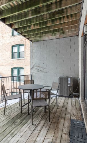 6620 Kenwood Ave, Chicago IL  60637-4569 exterior