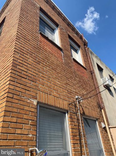 814 Dickinson St, Philadelphia PA 19147-6213 exterior