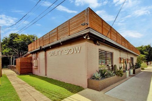 1708 Cedar Ave, Austin TX 78702-1429 exterior