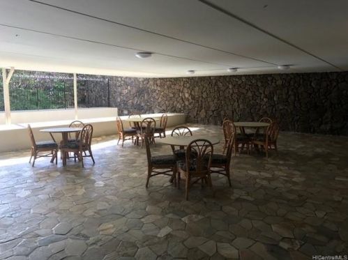 2888 Ala Ilima St, Honolulu HI 96818-5220 exterior