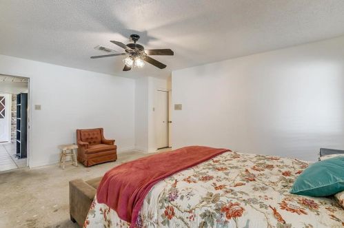 3500 Bellah Ct, Irving TX 75062-3624 exterior