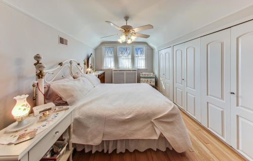 6207 Moody Ave, Chicago IL 60638-4313 exterior