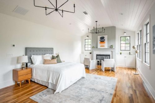 1130 Hudson Dr, Atlanta GA  30306-3578 exterior